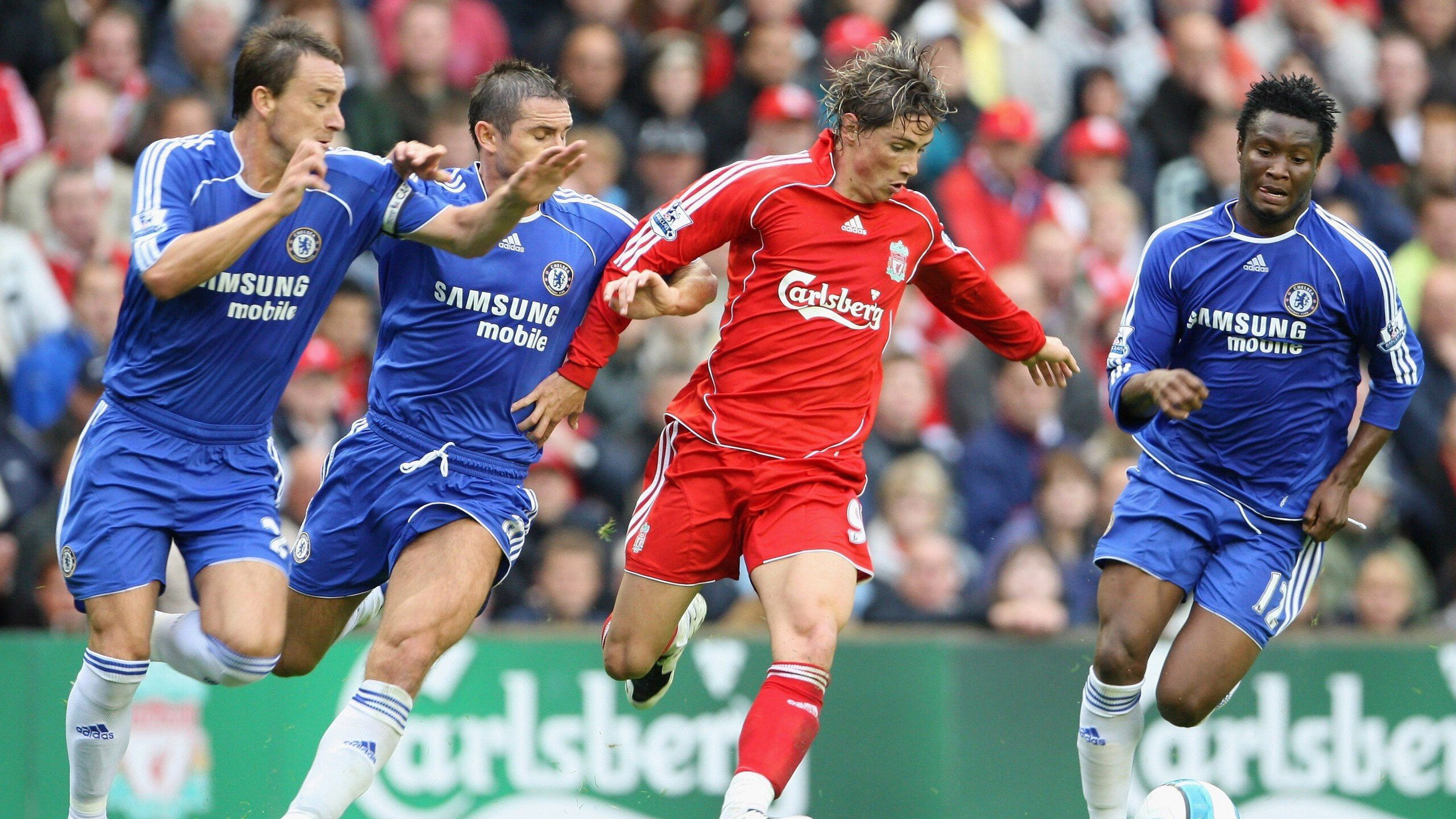 铁壁之夜，皮克防守艺术如何定义美加墨世界杯的战术革命