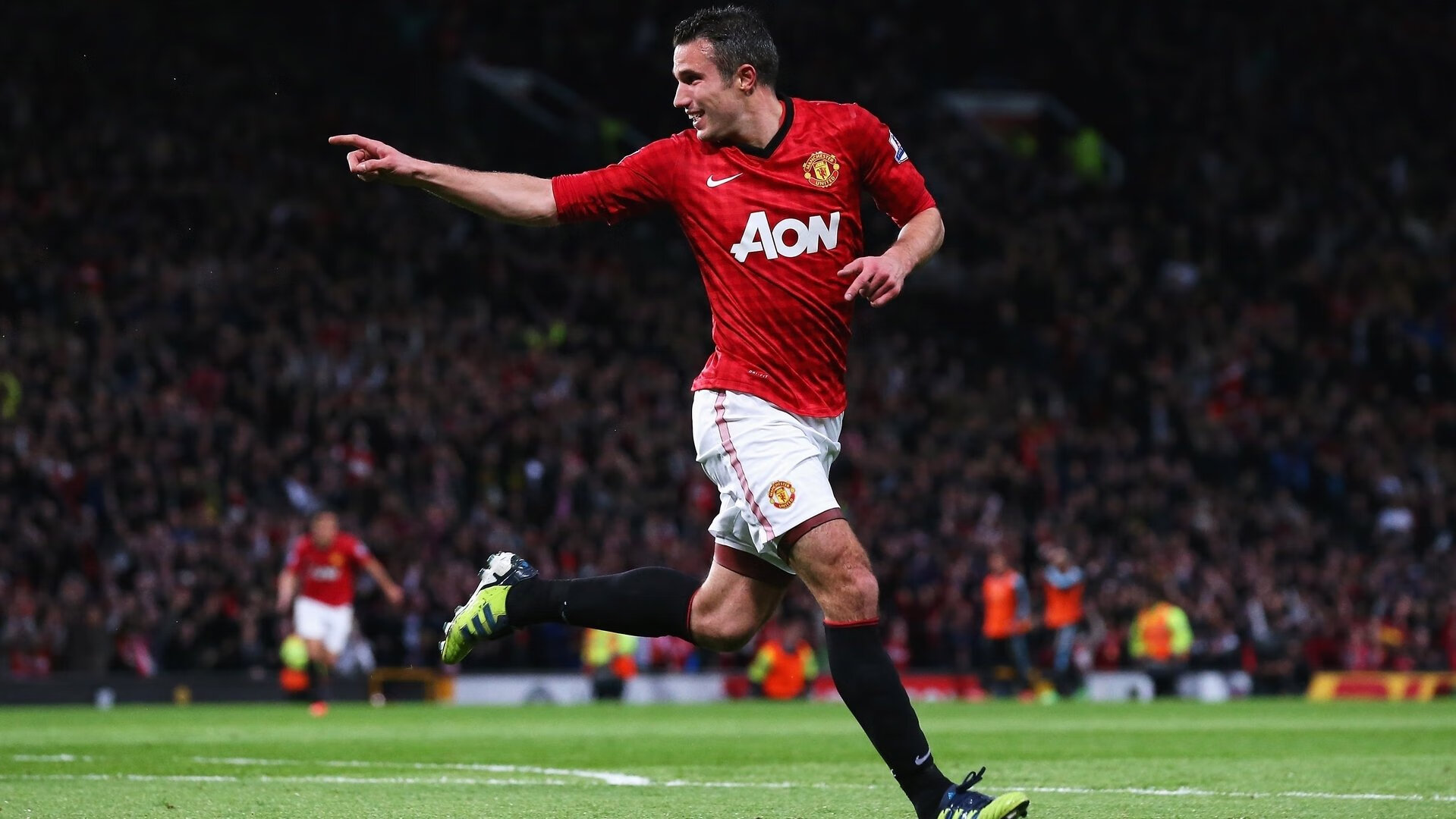 跨界传奇，当尼斯湖怪拿下加拿大，C罗在NBA总决赛接管比赛